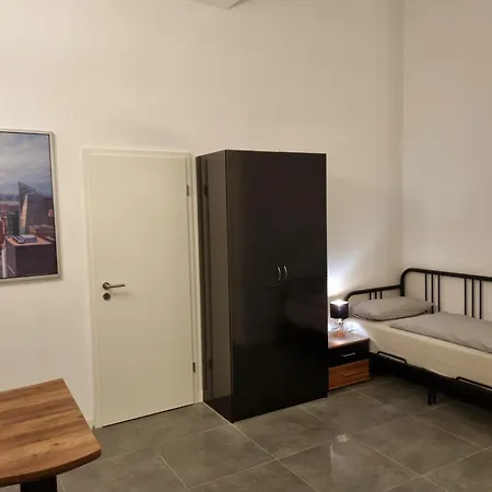 Residence Apartments *